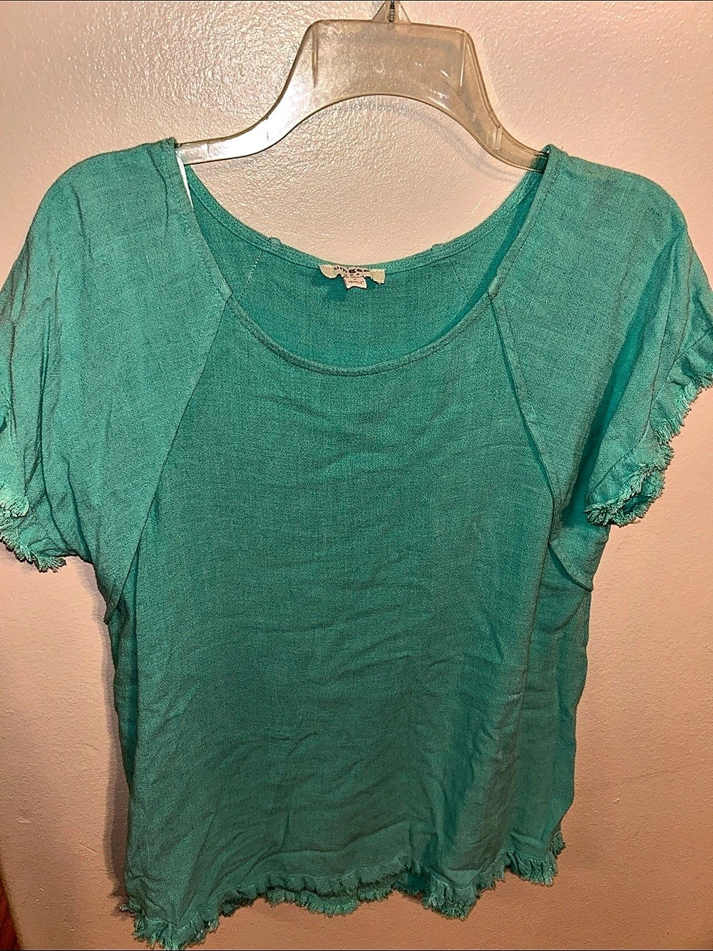 Umgee Linen Blend Short Sleeve Ruffle Fringe Edge Top Fringe Top Green Small